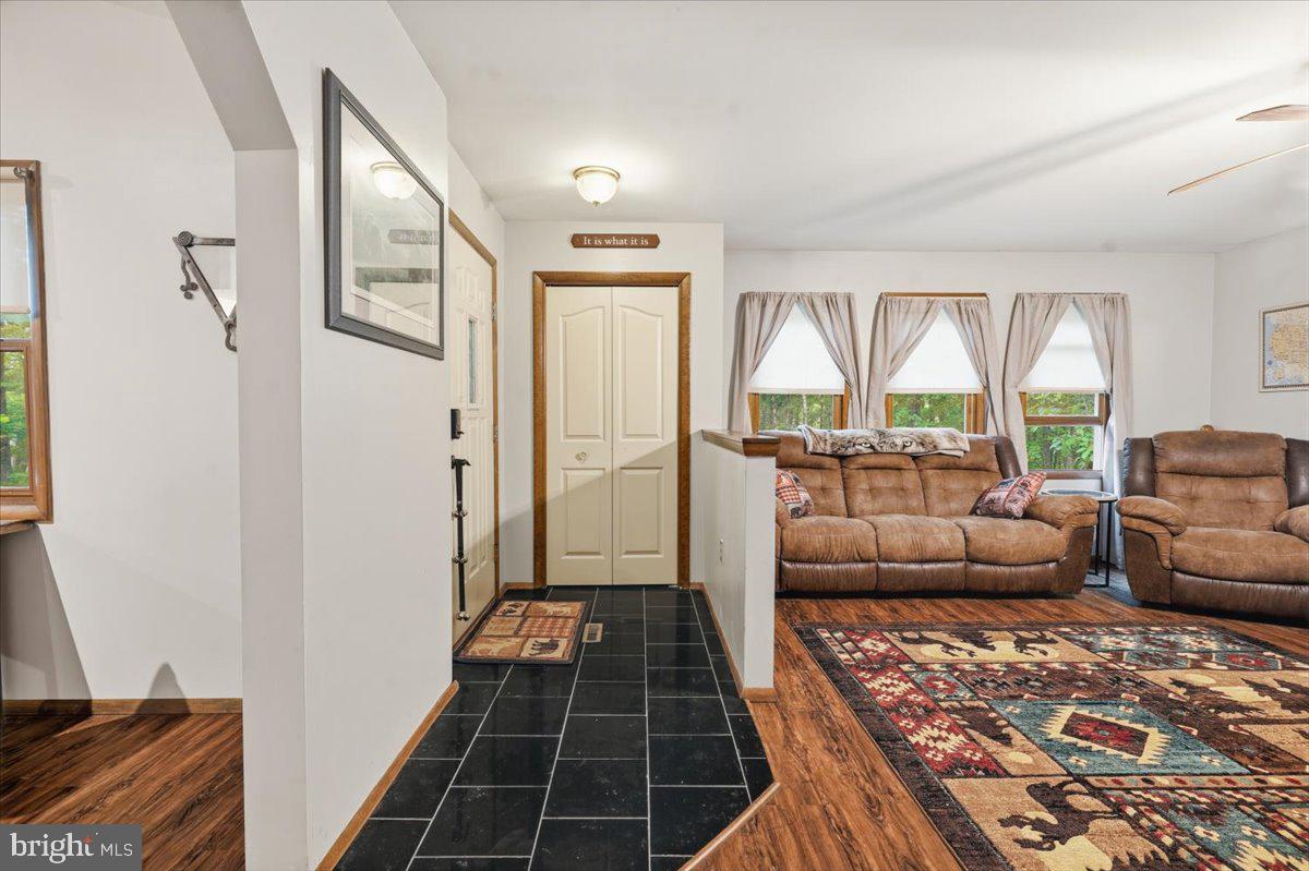 177 Jay Effort, PA 18330 - Photo 7 of 47 Inviting entryway with cozy charm.
