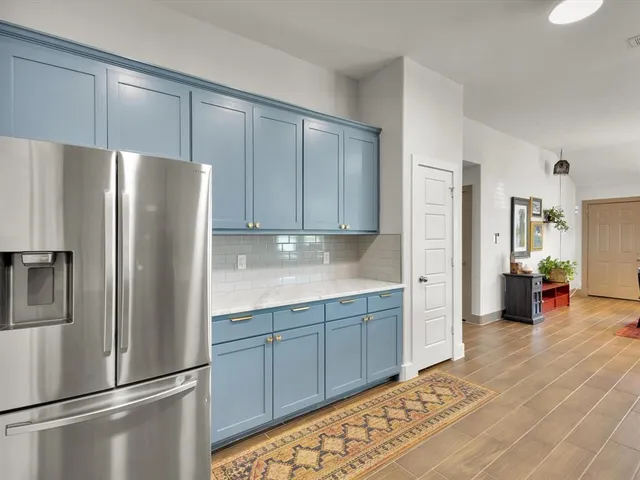 $2,150 | 2721 Beechwood Street, Granbury, TX 76048