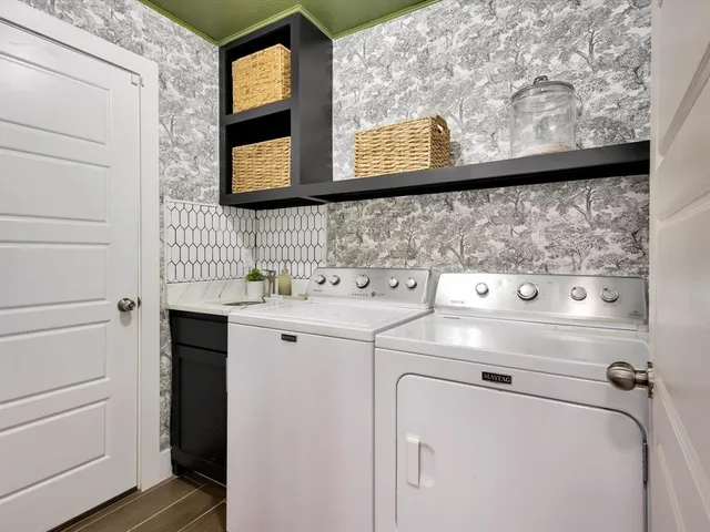 $2,150 | 2721 Beechwood Street, Granbury, TX 76048