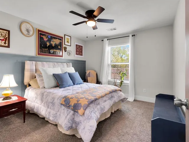 $2,150 | 2721 Beechwood Street, Granbury, TX 76048