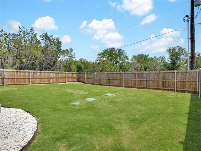 $2,150 | 2721 Beechwood Street, Granbury, TX 76048