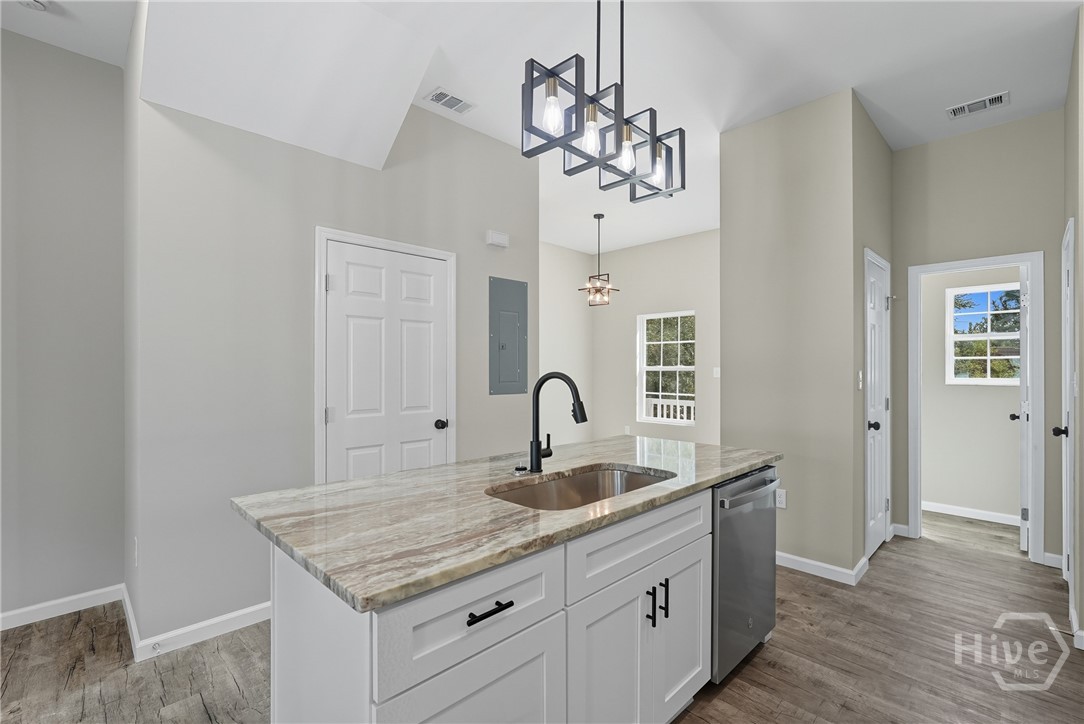 8 Newell Street Savannah, GA 31415 - Photo 8 of 22