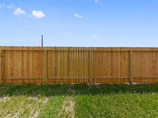 $1,800 | 7603 Thrips Lane, Richmond, TX 77469