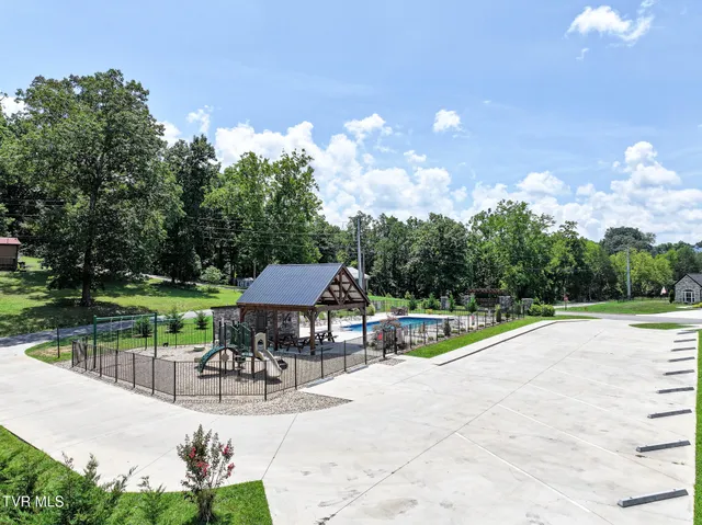 $849,900 | 3087 Bridgewater Boulevard, Morristown, TN 37814