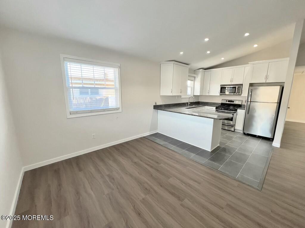 40 Las Olas Drive Brick, NJ 08723 - Photo 12 of 28 Dining/Kitchen