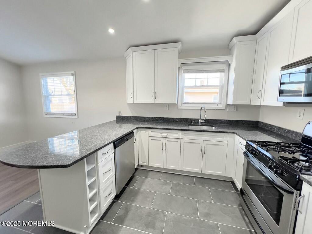 40 Las Olas Drive Brick, NJ 08723 - Photo 10 of 28 Kitchen