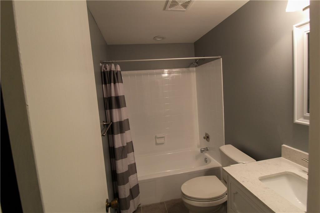468 Sharon Road Moon Township, PA 15108 - Photo 18 of 24 Gallery Image 18