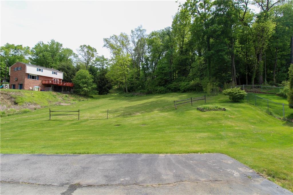 468 Sharon Road Moon Township, PA 15108 - Photo 3 of 24 Gallery Image 3