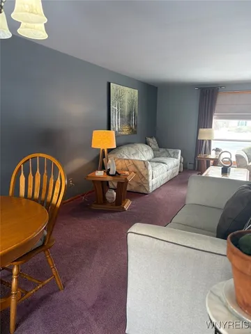 $349,900 | 715 Hillview Court, Lewiston, NY 14092