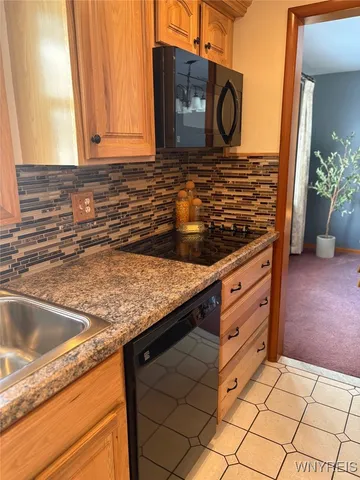 $349,900 | 715 Hillview Court, Lewiston, NY 14092