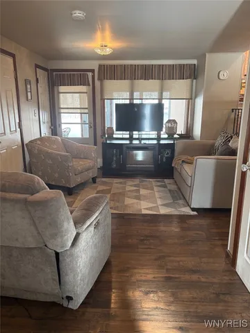 $349,900 | 715 Hillview Court, Lewiston, NY 14092