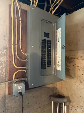 $349,900 | 715 Hillview Court, Lewiston, NY 14092