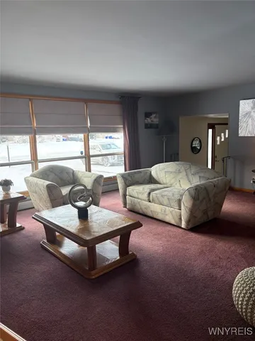 $349,900 | 715 Hillview Court, Lewiston, NY 14092