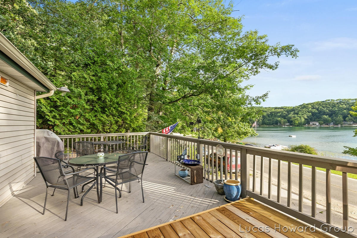 5211 South Centerline Road Newaygo, MI 49337 - Photo 5 of 44 IMG_1033