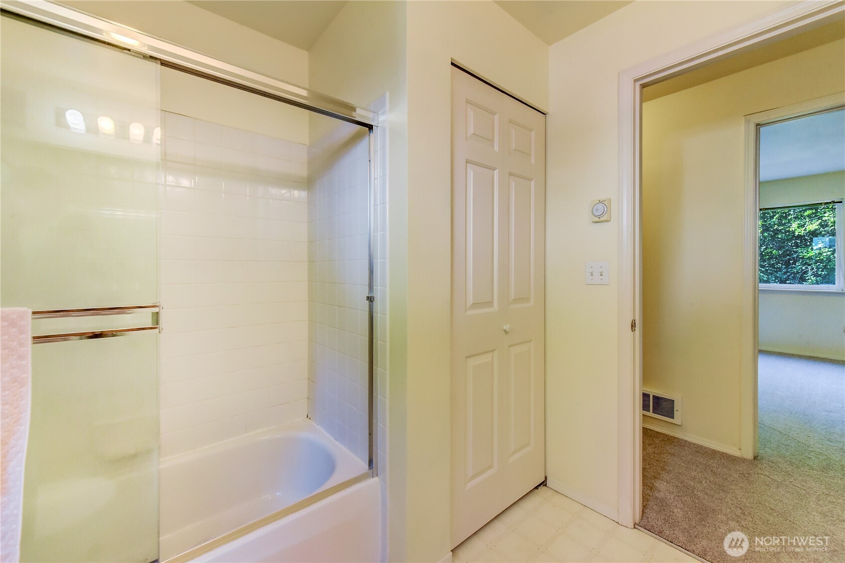 2969 142nd Place Southeast, Unit 7 Bellevue, WA 98005 - Photo 15 of 19