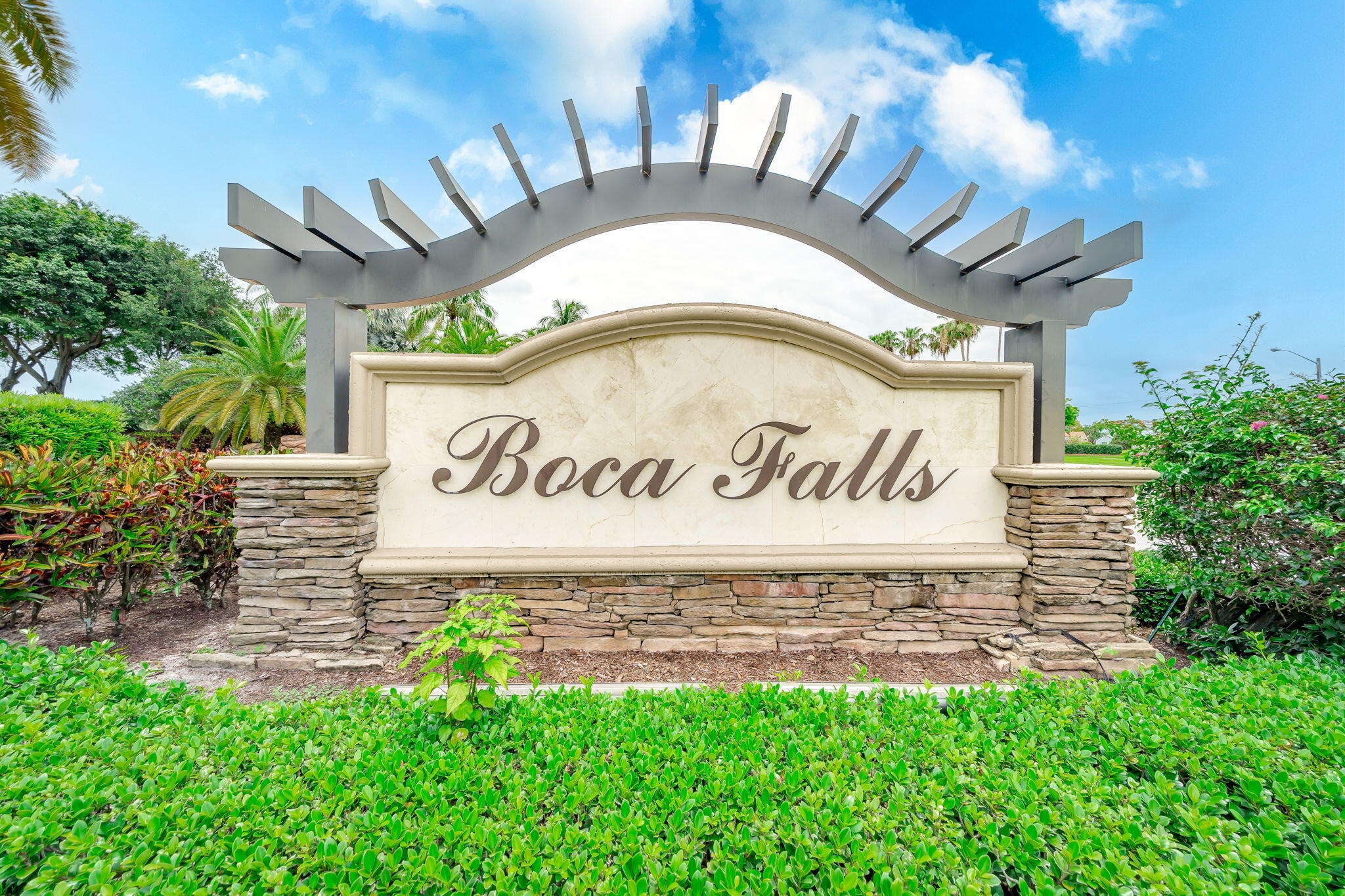 1-web-or-mls-GetJpeg-53