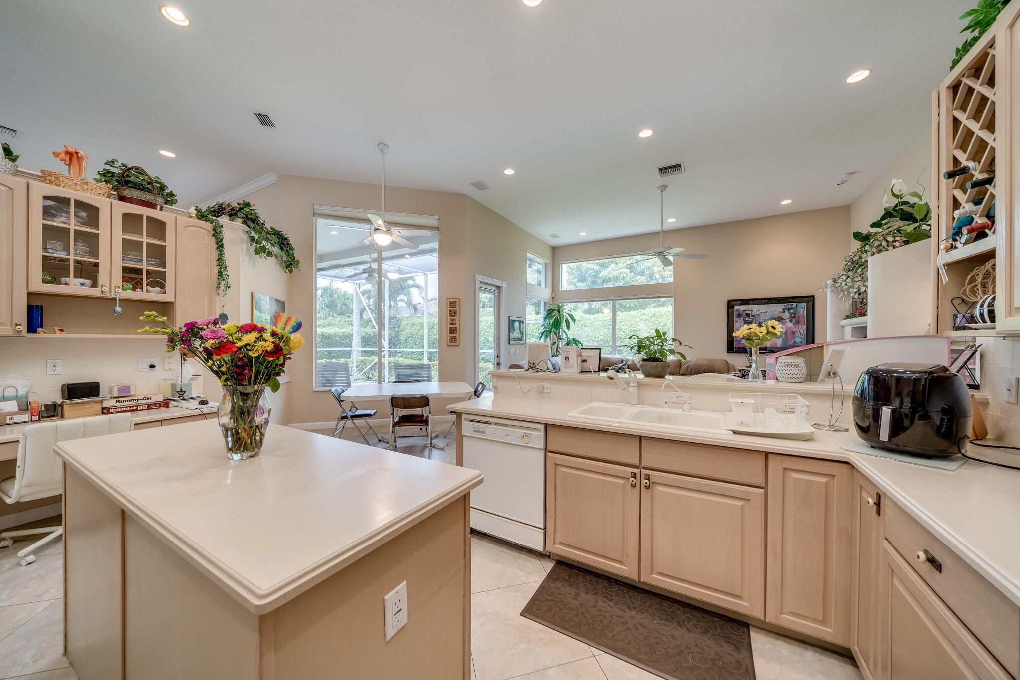 21723 Fall River Drive Boca Raton, FL 33428 - Photo 20 of 77 36-web-or-mls-GetJpeg-73