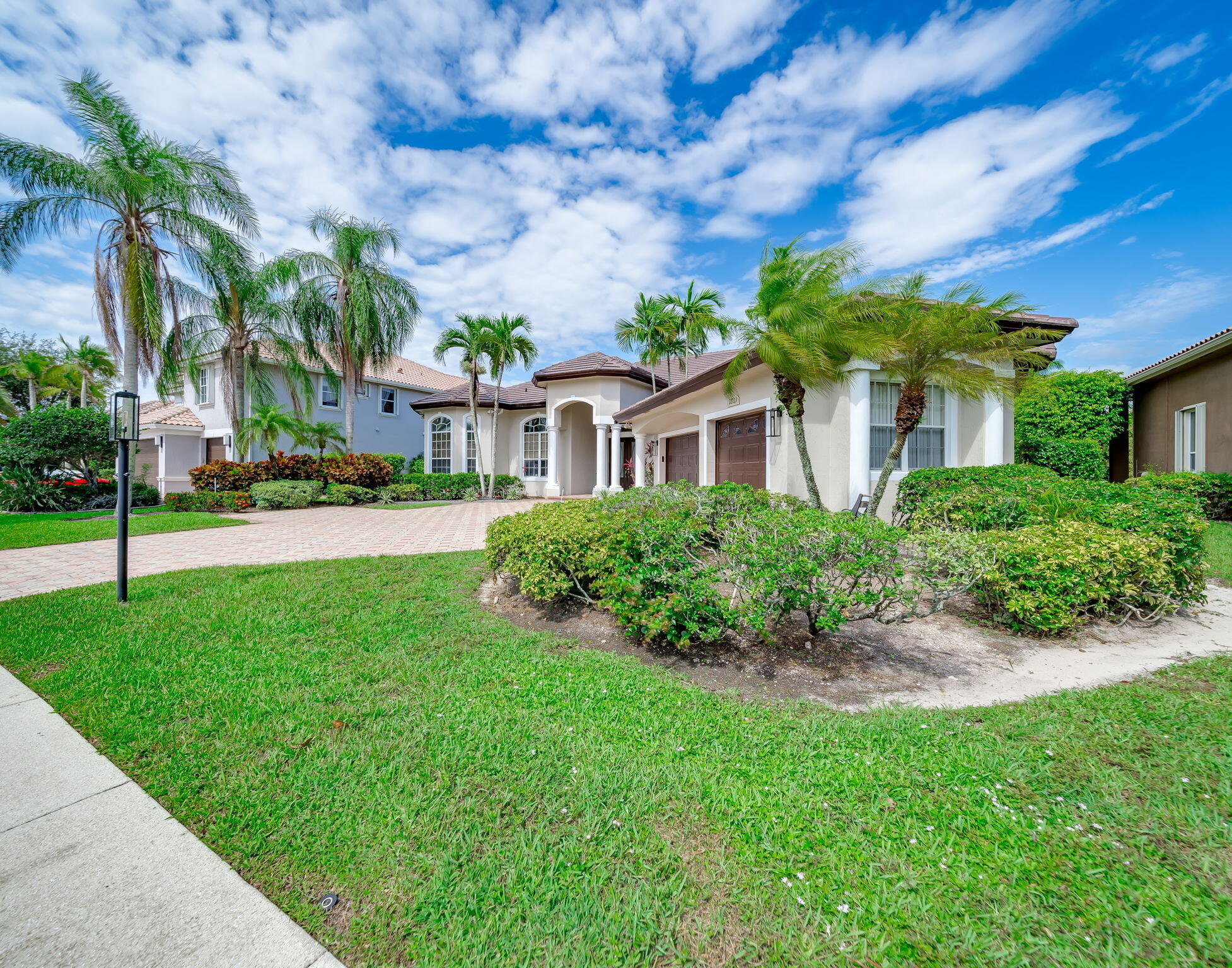 21723 Fall River Drive Boca Raton, FL 33428 - Photo 5 of 77 12-web-or-mls-GetJpeg-42