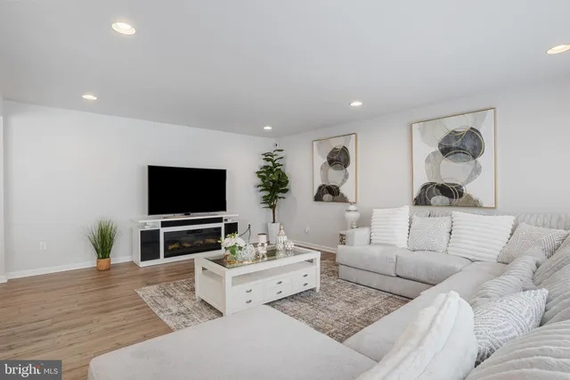 $435,000 | 1734 Bradley Drive, Harrisburg, PA 17110