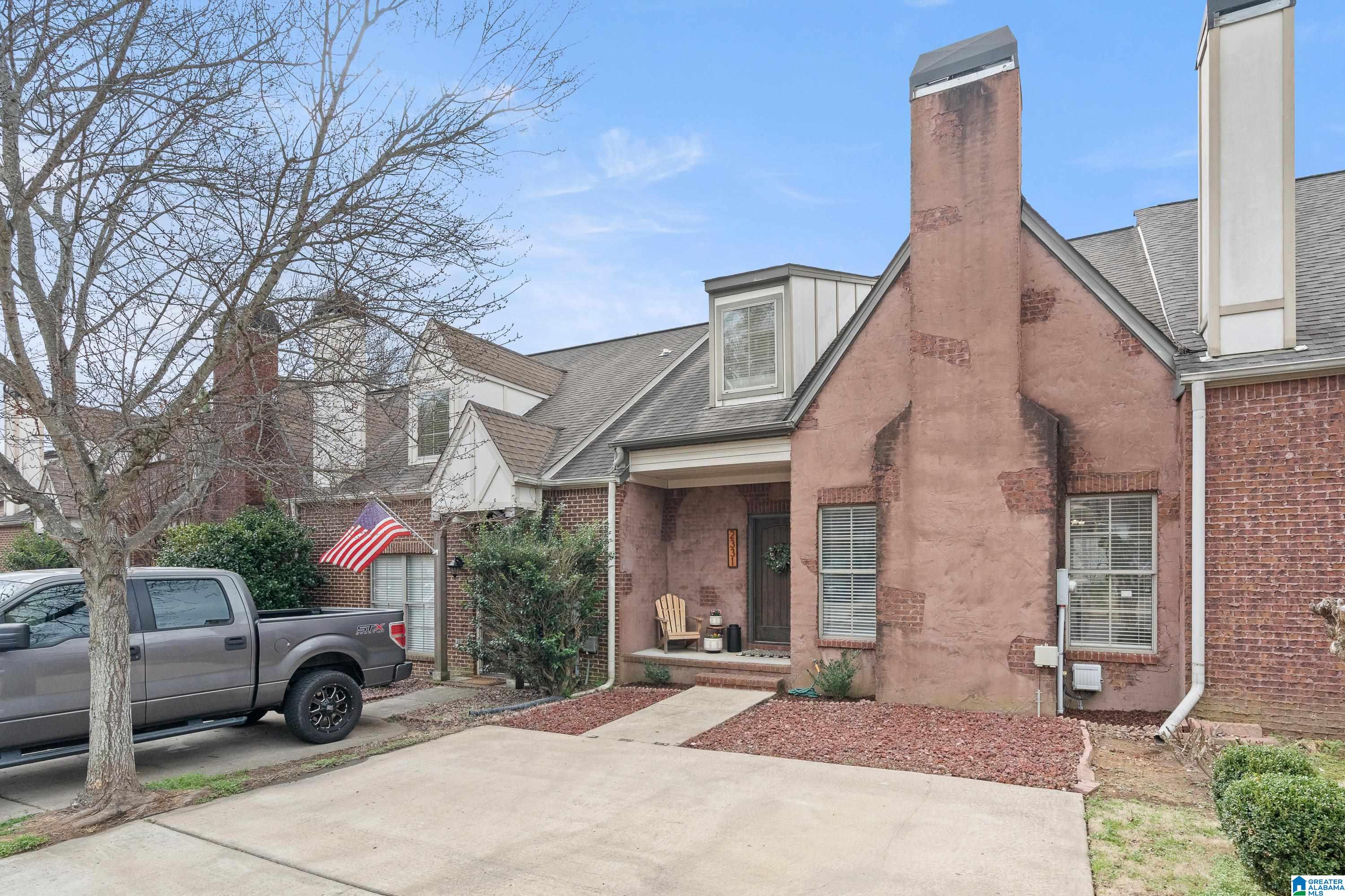 2331 Ridgemont Drive Birmingham, AL 35244 - Photo 2 of 33