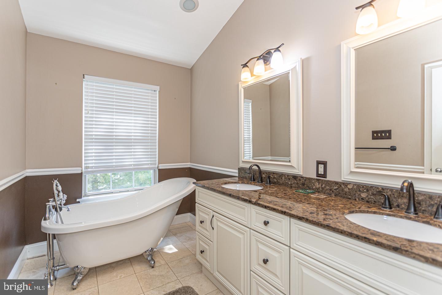 4005 Sterling Road, Unit 148 Yardley, PA 19067 - Photo 15 of 26 Primary Bathroom