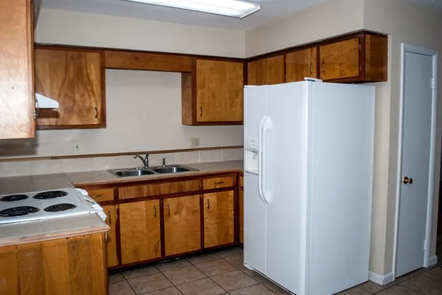 $1,000 | 343 King Avenue, Unit 8, Pine Mountain, GA 31822