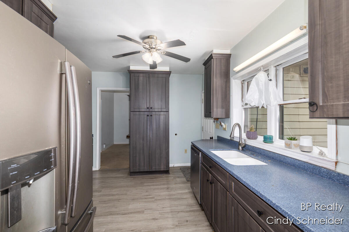 282 Centre Street Marcellus, MI 49067 - Photo 12 of 40 IMG_1011