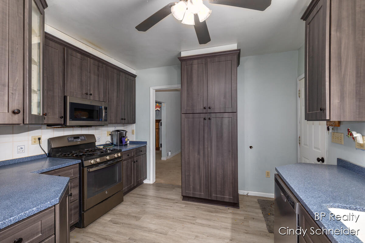 282 Centre Street Marcellus, MI 49067 - Photo 13 of 40 IMG_1012