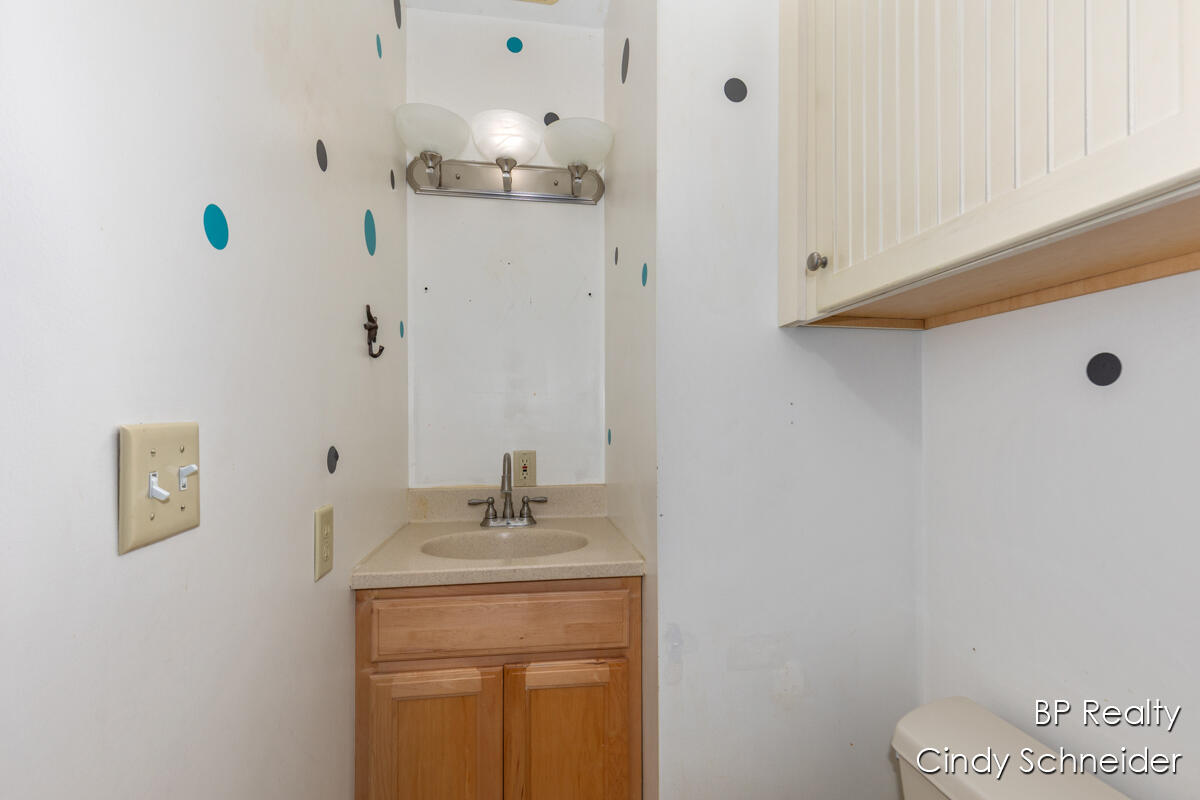 282 Centre Street Marcellus, MI 49067 - Photo 25 of 40 IMG_1024