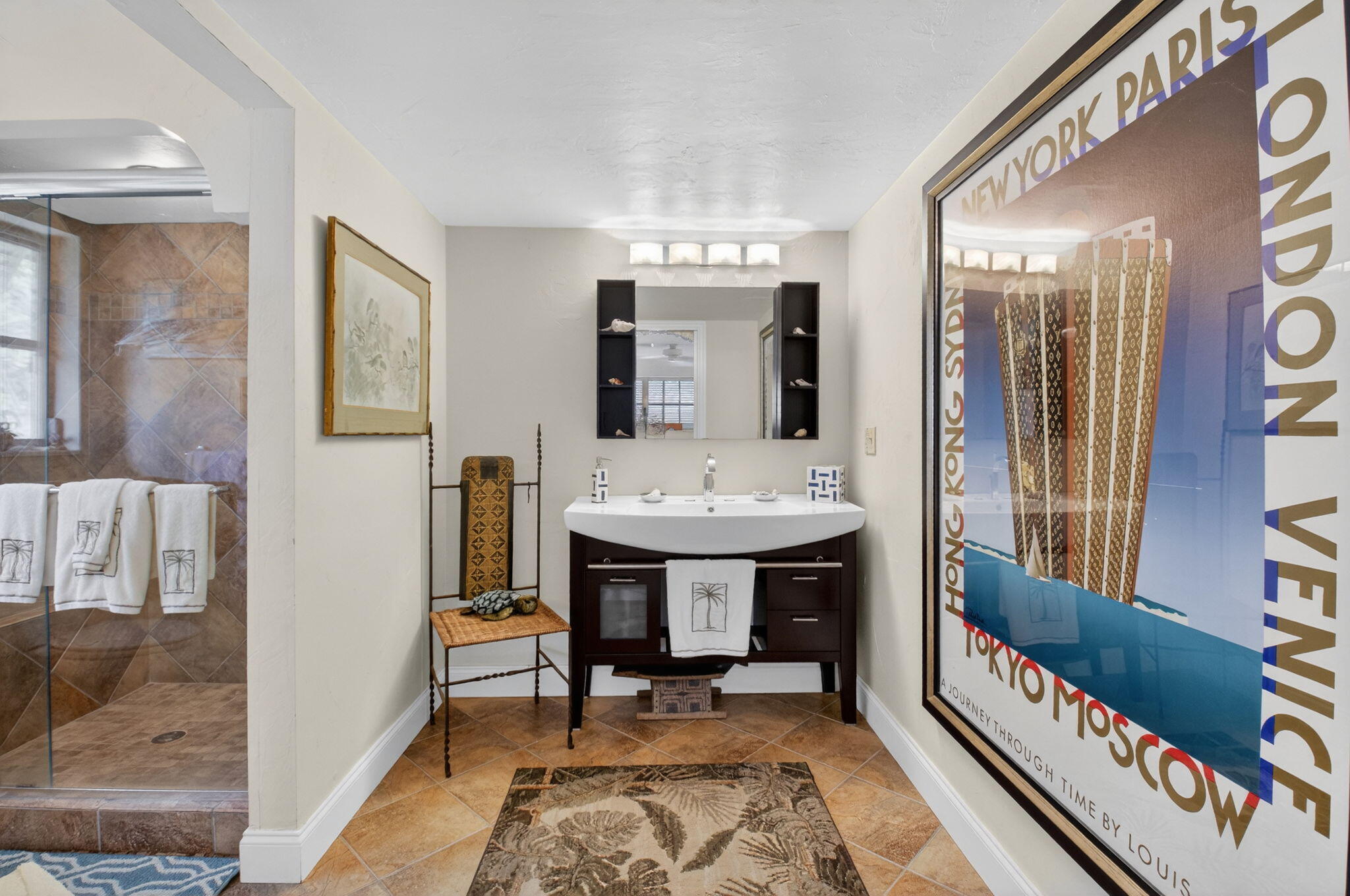 30 Spanish River Drive Ocean Ridge, FL 33435 - Photo 21 of 68 a view of a hallway with furniture and chandelier