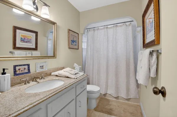 $7,500 | 30 Spanish River Drive, Ocean Ridge, FL 33435