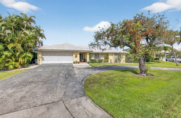 $7,500 | 30 Spanish River Drive, Ocean Ridge, FL 33435