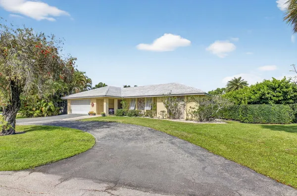 $7,500 | 30 Spanish River Drive, Ocean Ridge, FL 33435