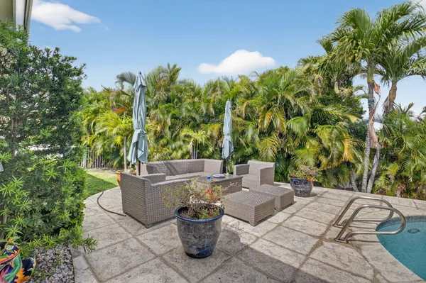 $7,500 | 30 Spanish River Drive, Ocean Ridge, FL 33435