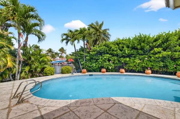 $7,500 | 30 Spanish River Drive, Ocean Ridge, FL 33435