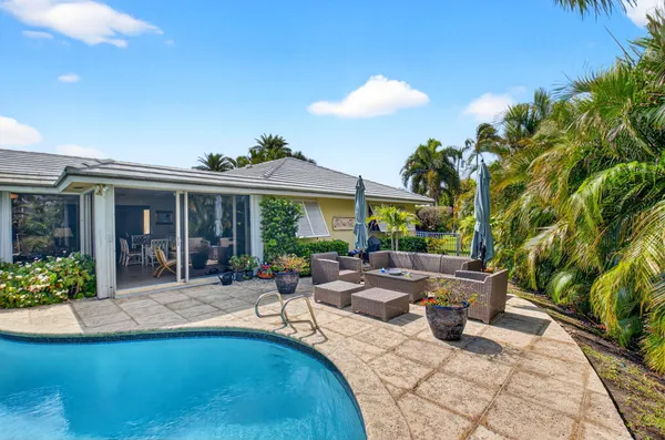 $7,500 | 30 Spanish River Drive, Ocean Ridge, FL 33435