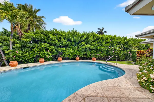 $7,500 | 30 Spanish River Drive, Ocean Ridge, FL 33435