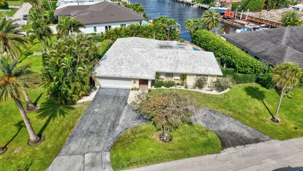 $7,500 | 30 Spanish River Drive, Ocean Ridge, FL 33435
