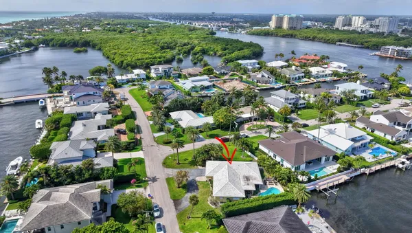 $7,500 | 30 Spanish River Drive, Ocean Ridge, FL 33435