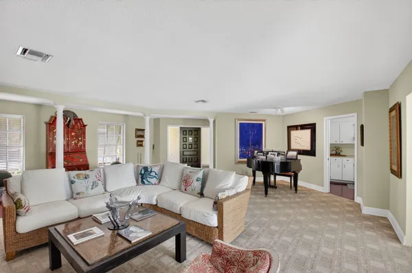 $7,500 | 30 Spanish River Drive, Ocean Ridge, FL 33435