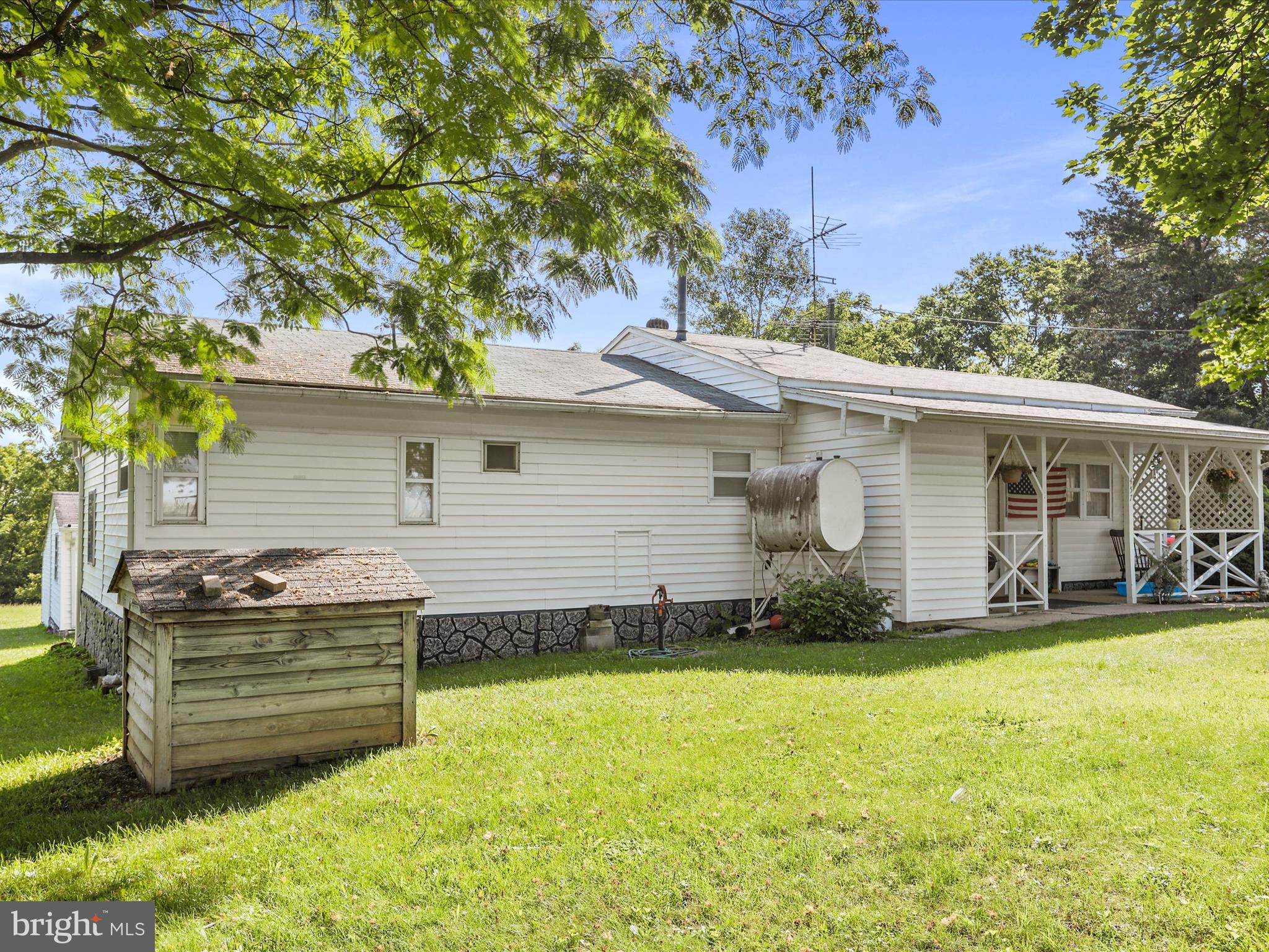 457 Tea Berry Road Maurertown, VA 22644 - Photo 8 of 34 Gallery Image 8