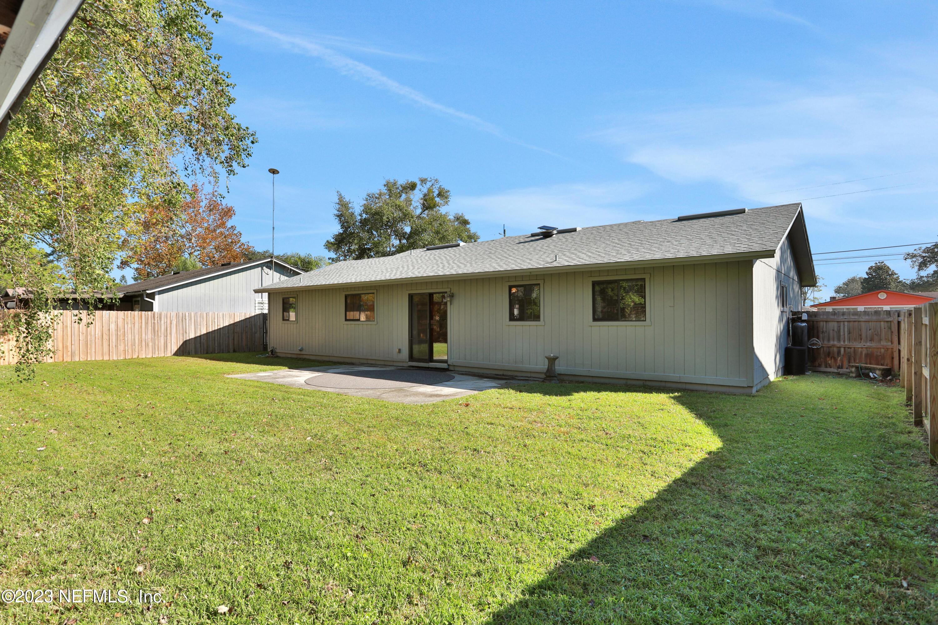 3826 Eunice Road Jacksonville, FL 32250 - Photo 33 of 45 a house view with a garden space