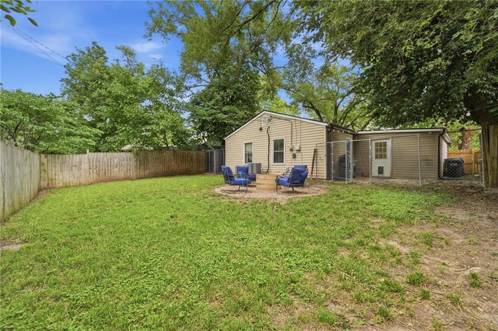 1801 Maple Lane Lawrence, KS 66044 - Photo 25 of 27