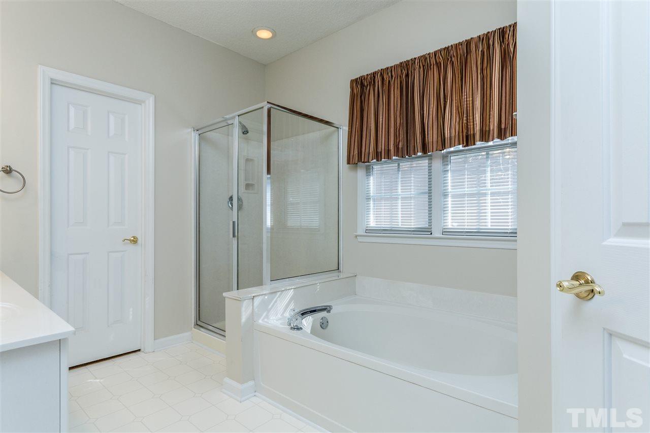 12201 Breton Lane Raleigh, NC 27613 - Photo 18 of 25 Gallery Image 18