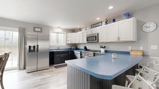 $400,000 | 25 Fairview Drive, Leeds, ME 04263