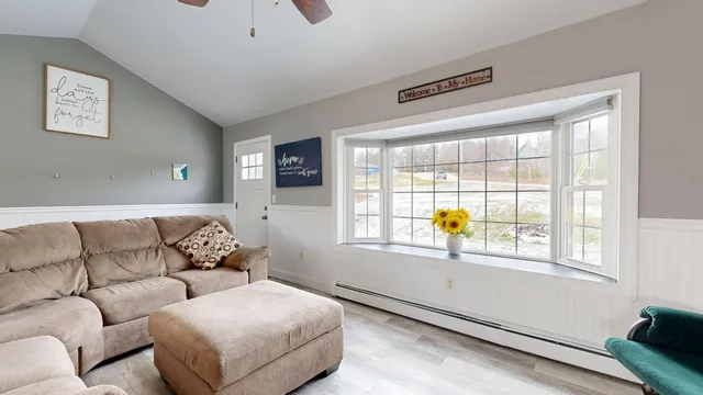 $400,000 | 25 Fairview Drive, Leeds, ME 04263