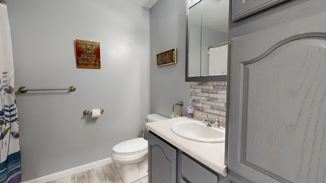 $400,000 | 25 Fairview Drive, Leeds, ME 04263