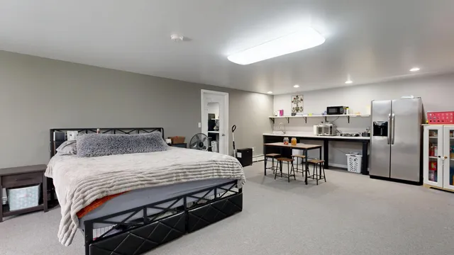 $400,000 | 25 Fairview Drive, Leeds, ME 04263