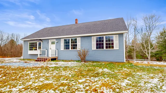 $400,000 | 25 Fairview Drive, Leeds, ME 04263