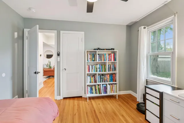 $2,995 | 3040 Hampshire Avenue South, St. Louis Park, MN 55426